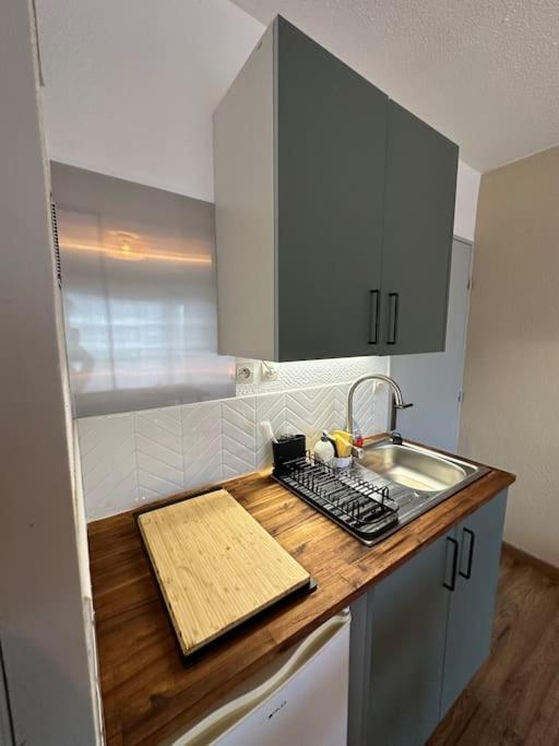 Cosy, Balcon, Parking Appartement *